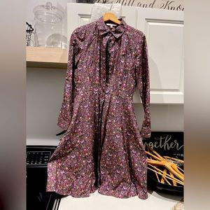 Floral flattering dress